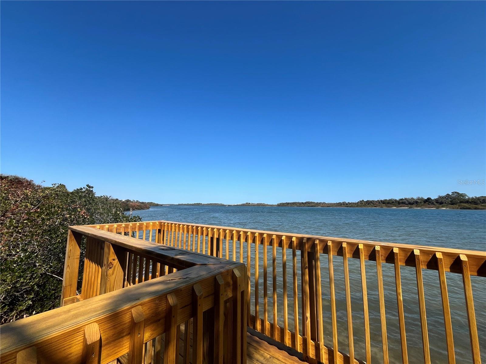 RIVERFRONT ESTATES SOUTH - Residential