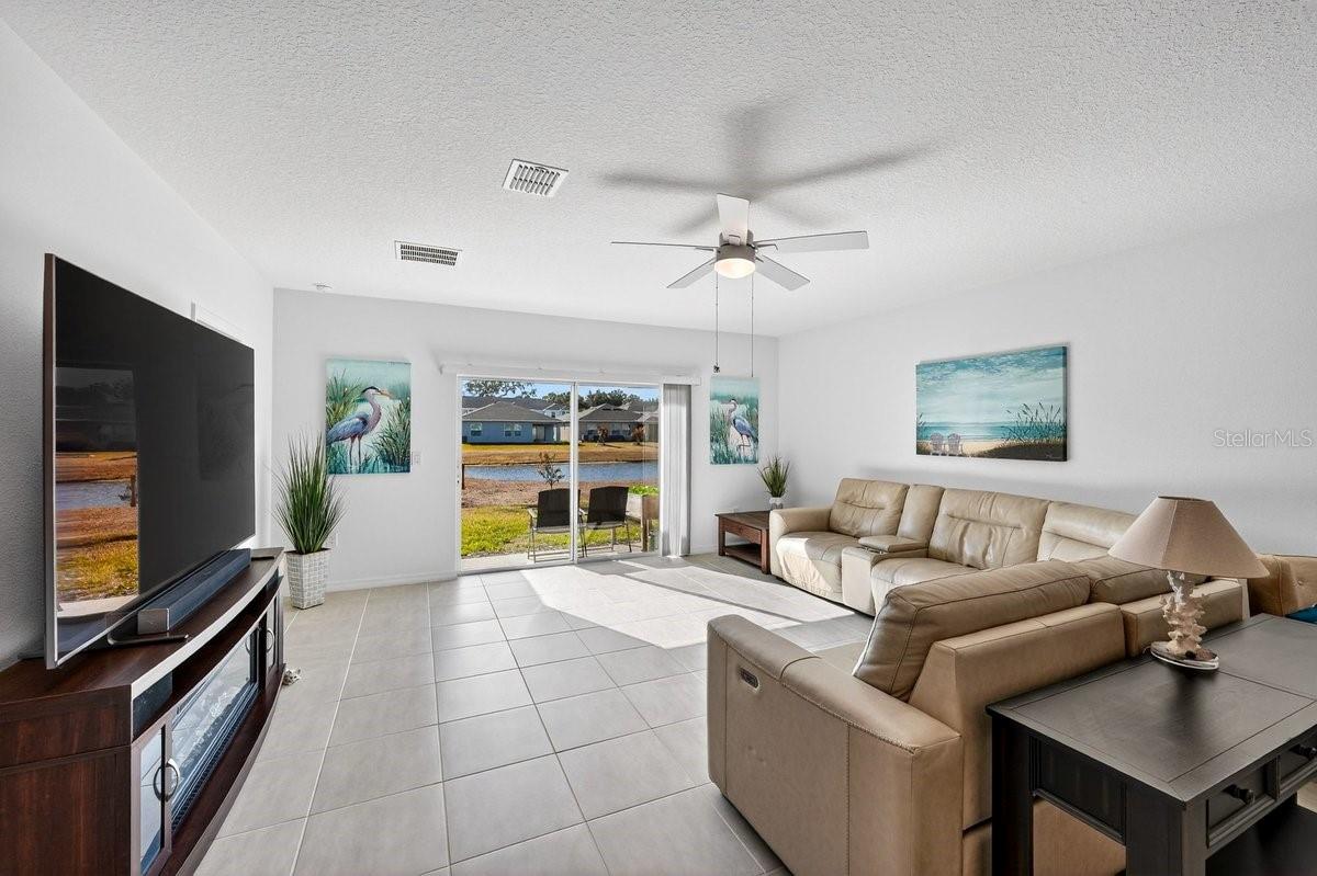 RIVERFRONT ESTATES SOUTH - Residential