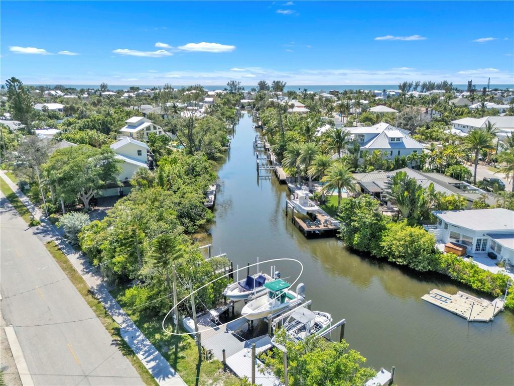 Photo of 238 85th Street #4, Holmes Beach, FL 34217 (MLS # A4669239)
