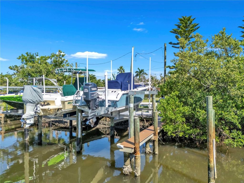Photo of 238 85th Street #4, Holmes Beach, FL 34217 (MLS # A4669239)