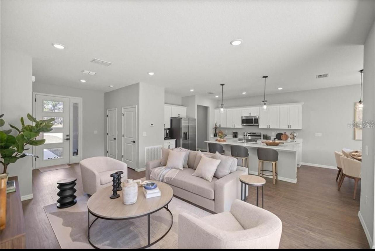 KINGSLAND COUNTRY ESTATE - Residential