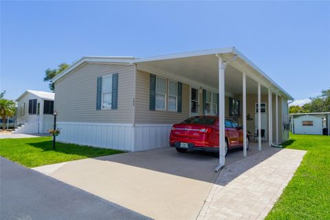 A home in PUNTA GORDA