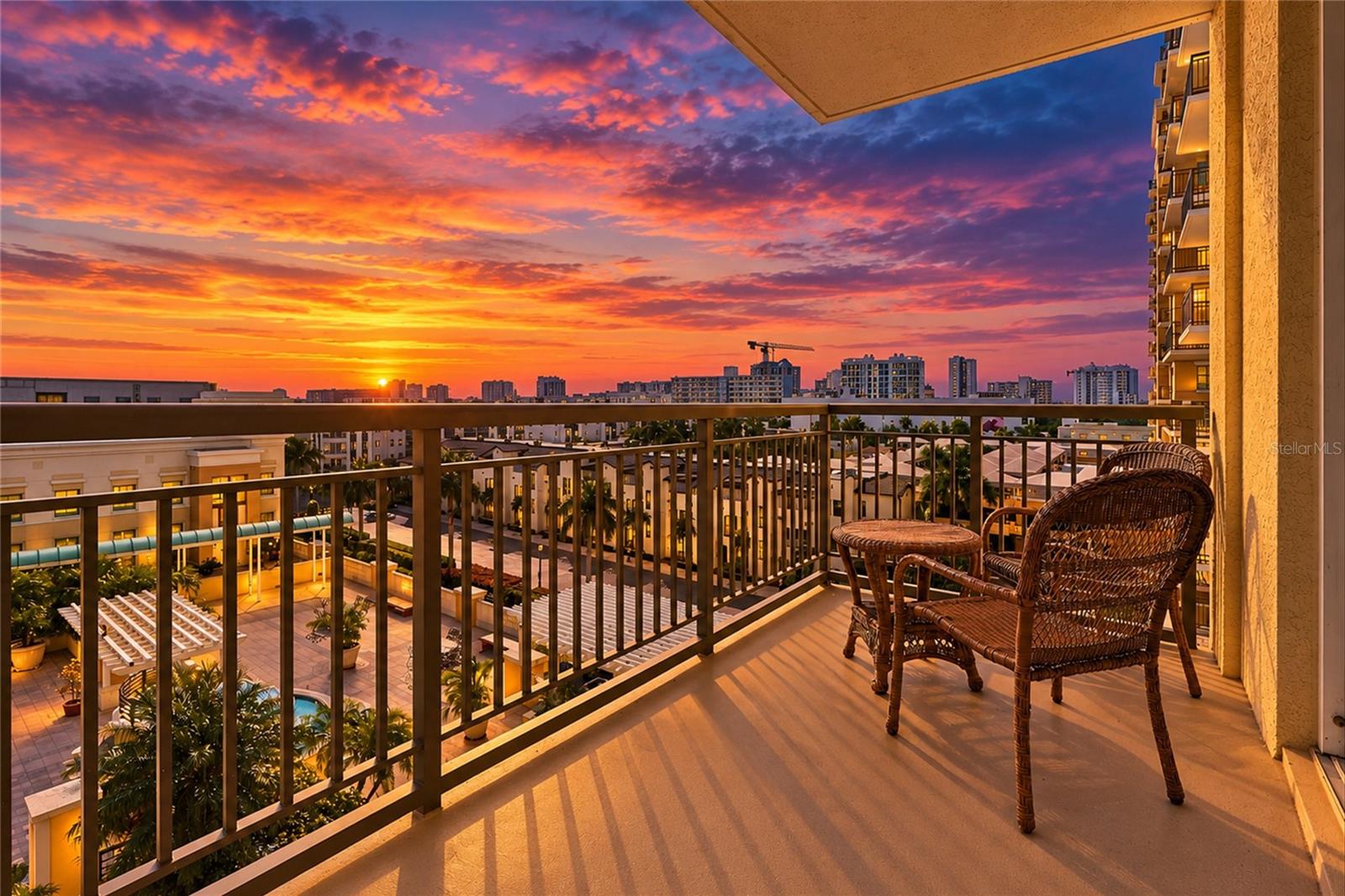 800 N TAMIAMI TRAIL 608