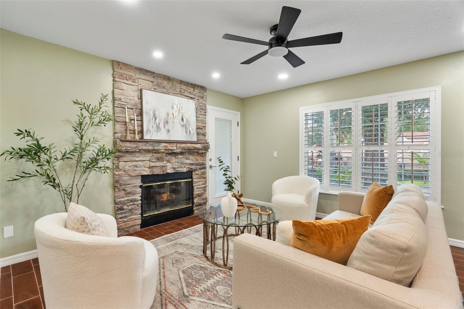 GREENBRIAR SUB PH 1 - Residential