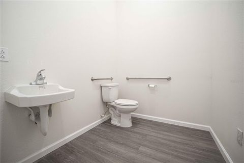 Tiny photo for 101 Huey Street, Wildwood, FL 34785 (MLS # G5092558)