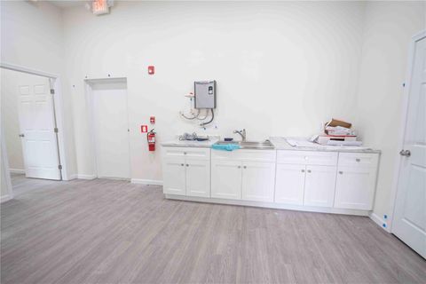 Tiny photo for 101 Huey Street, Wildwood, FL 34785 (MLS # G5092558)