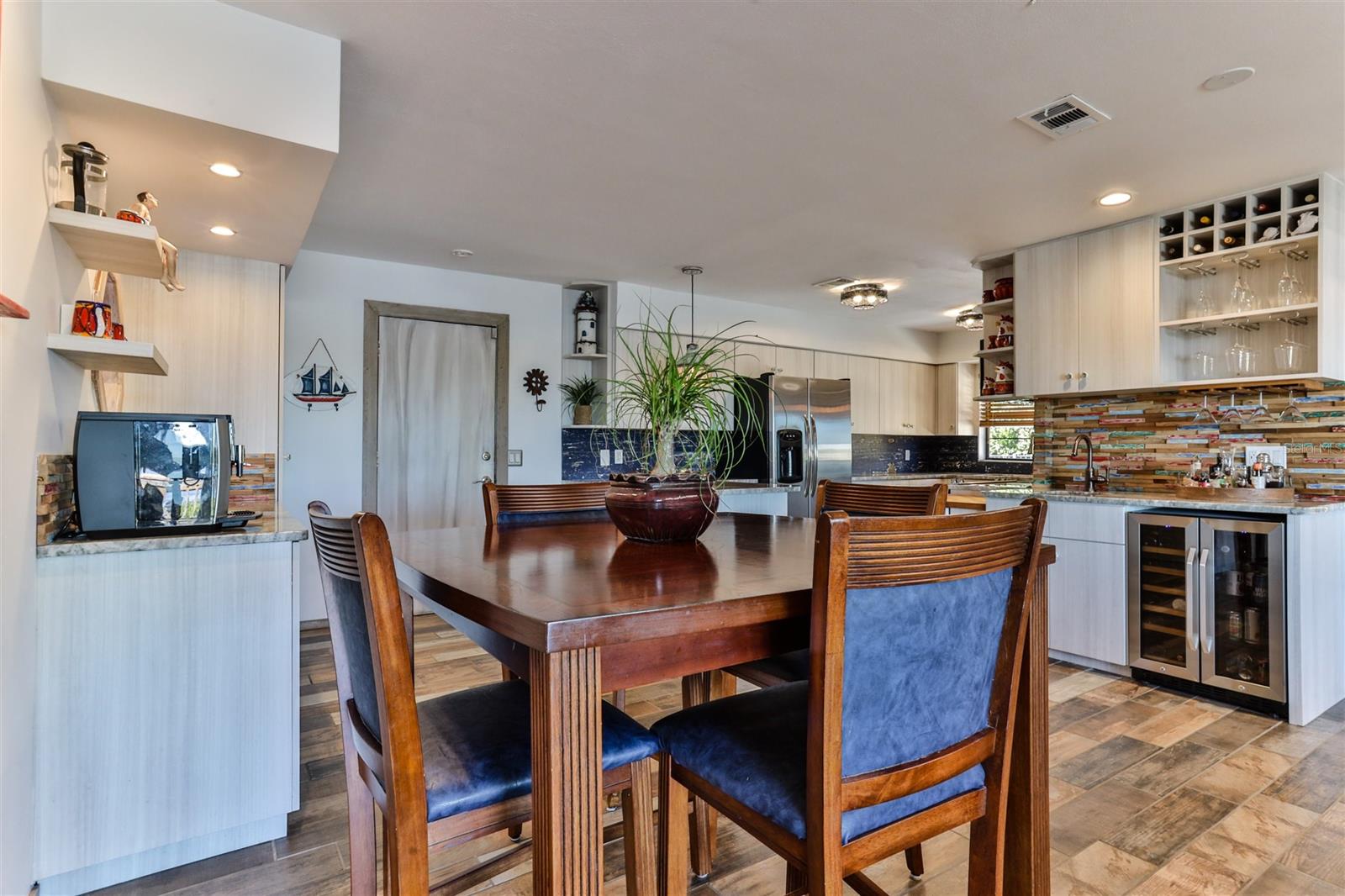 Mendall Homestead - Residential