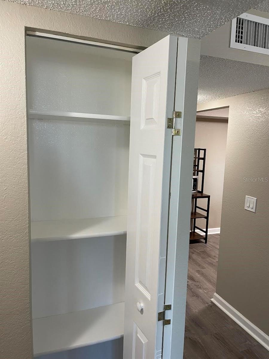 SARASOTA PALMS - Residential