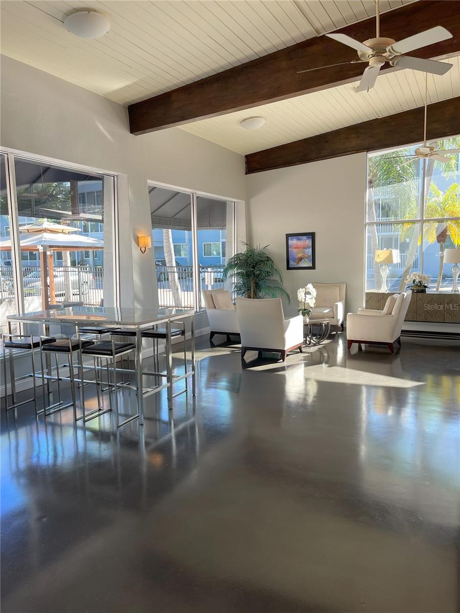 SARASOTA PALMS - Residential