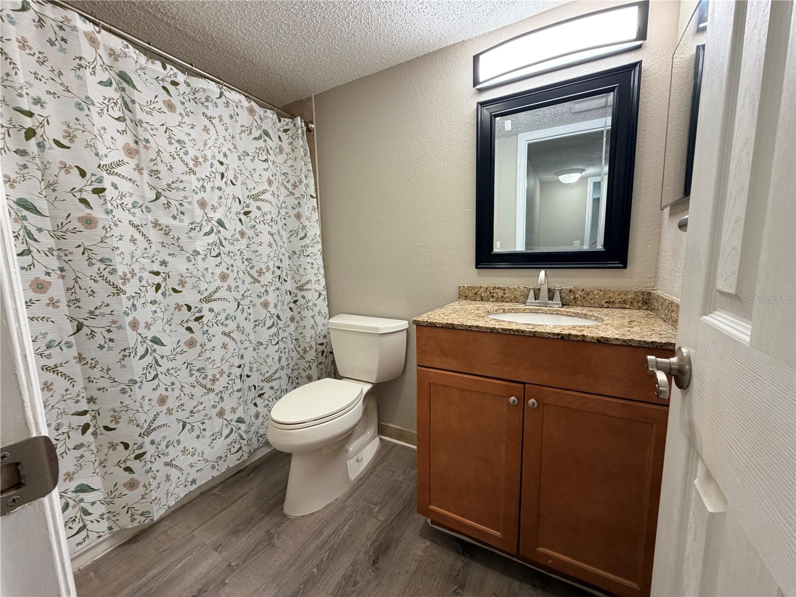 SARASOTA PALMS - Residential