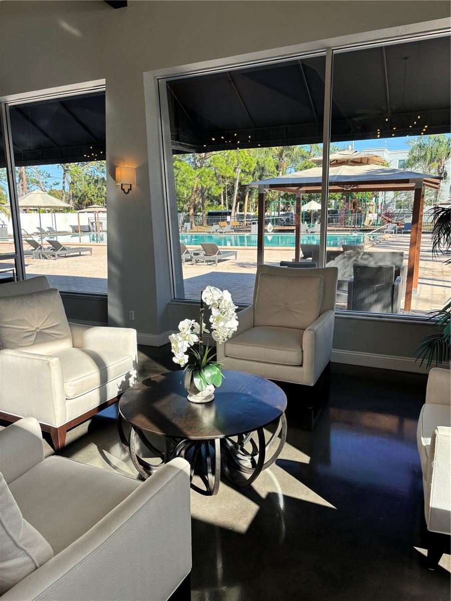 SARASOTA PALMS - Residential