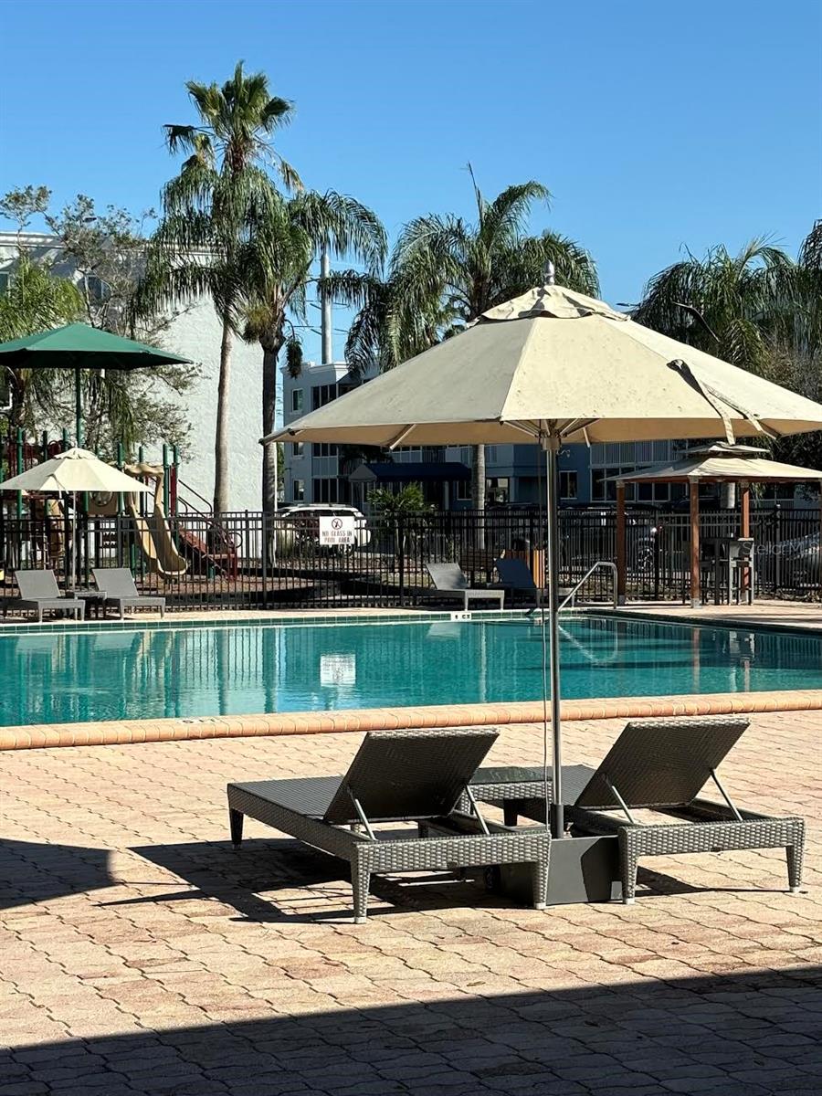 SARASOTA PALMS - Residential