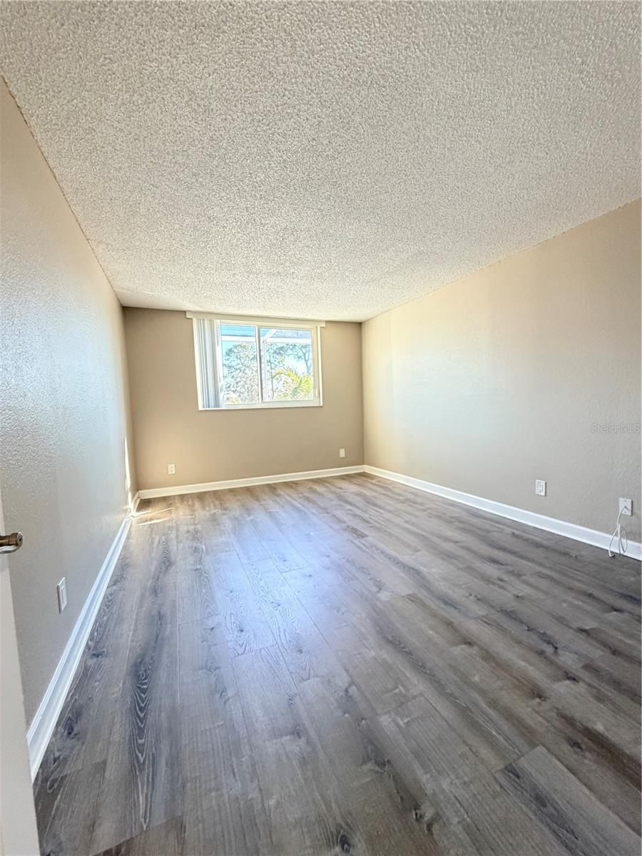 SARASOTA PALMS - Residential