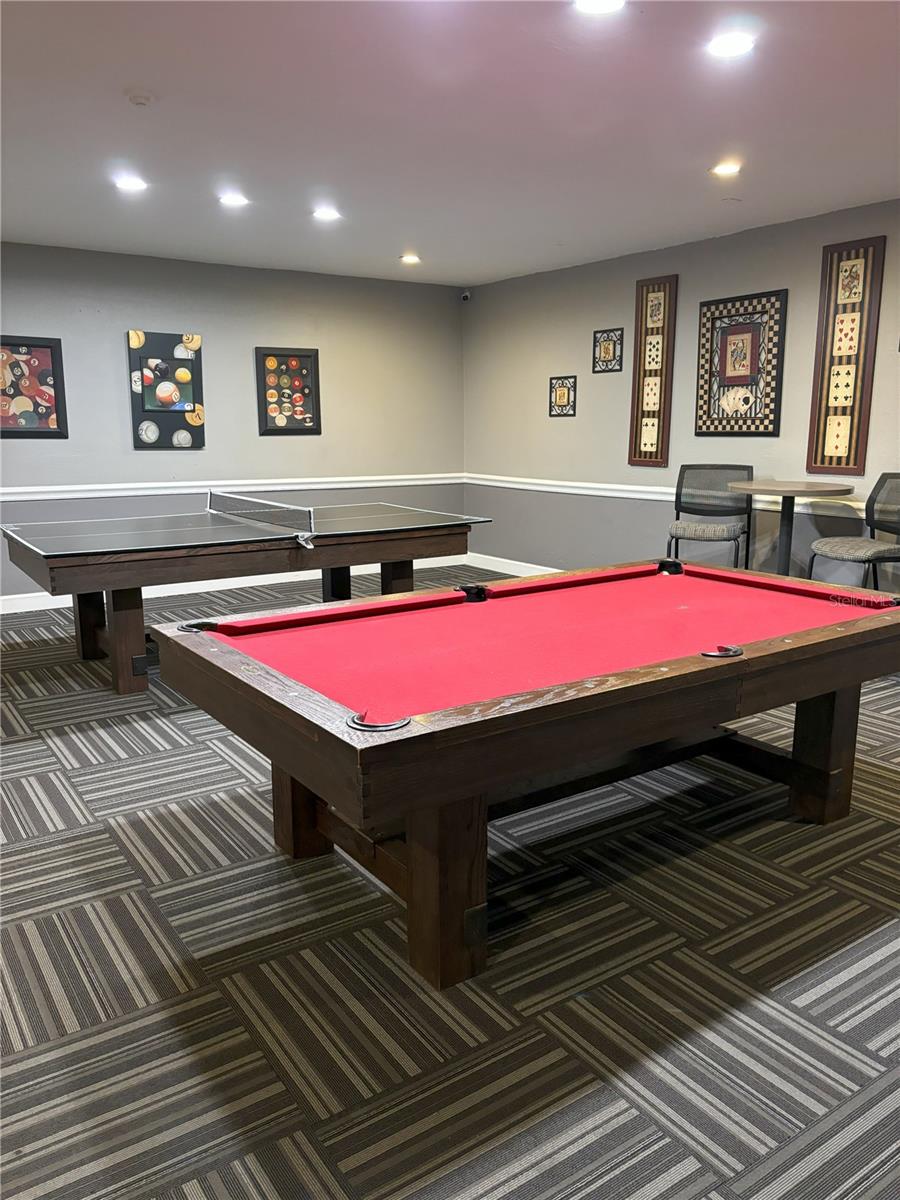 SARASOTA PALMS - Residential