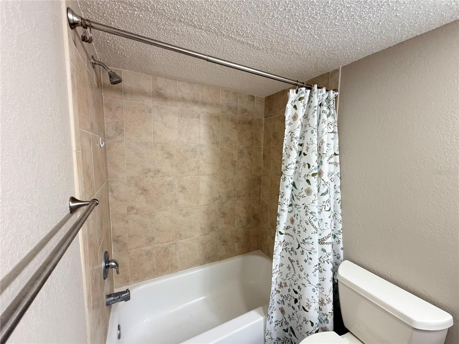 SARASOTA PALMS - Residential