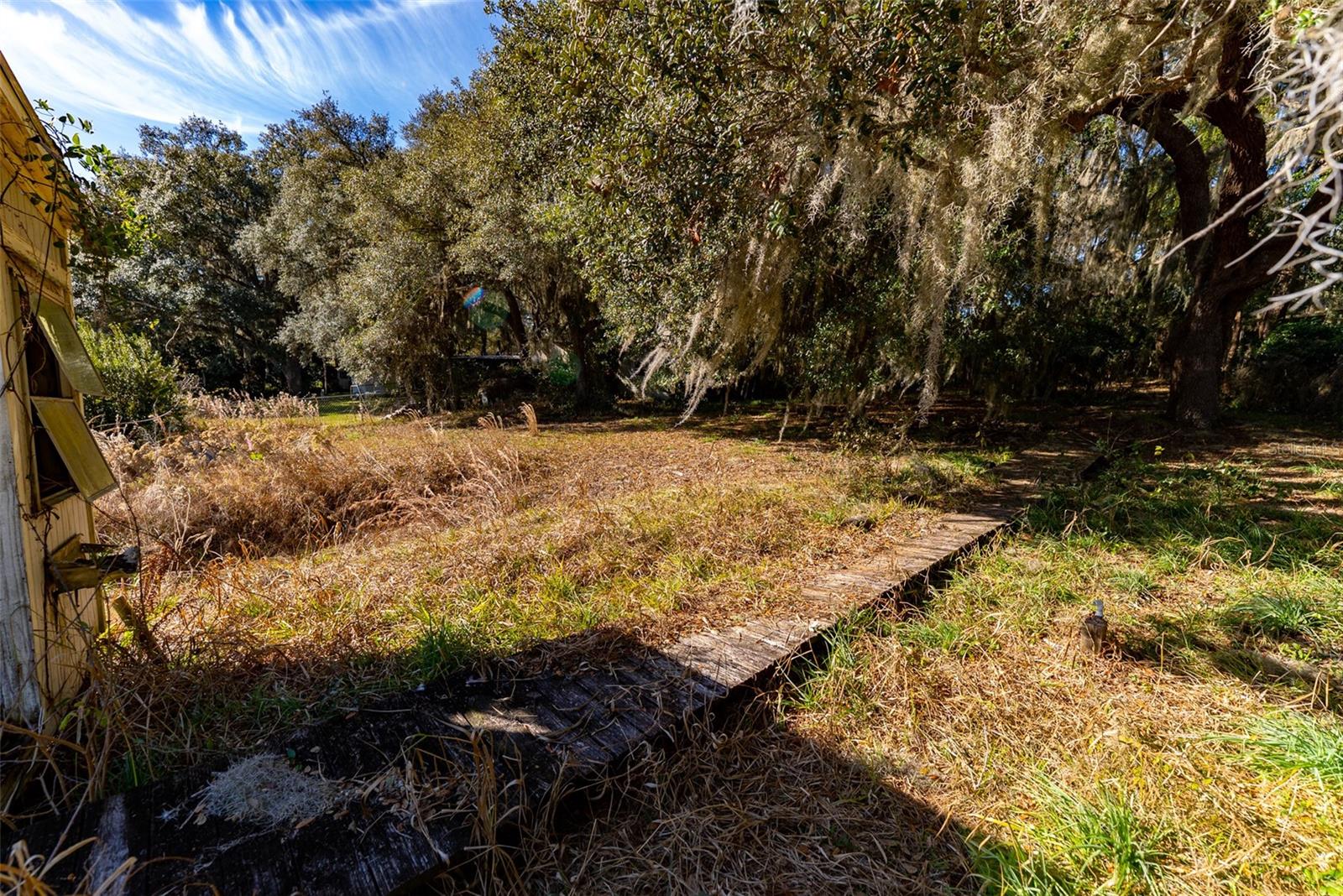 KERSHORES - Residential