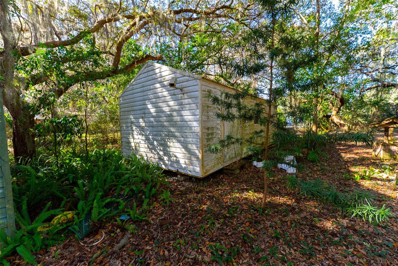 KERSHORES - Residential