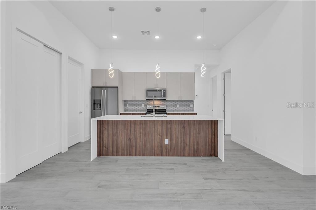 PORT CHARLOTTE SEC 093 - Residential