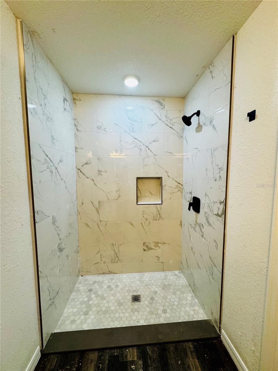 PEACE RIVER SHORES - Residential Lease