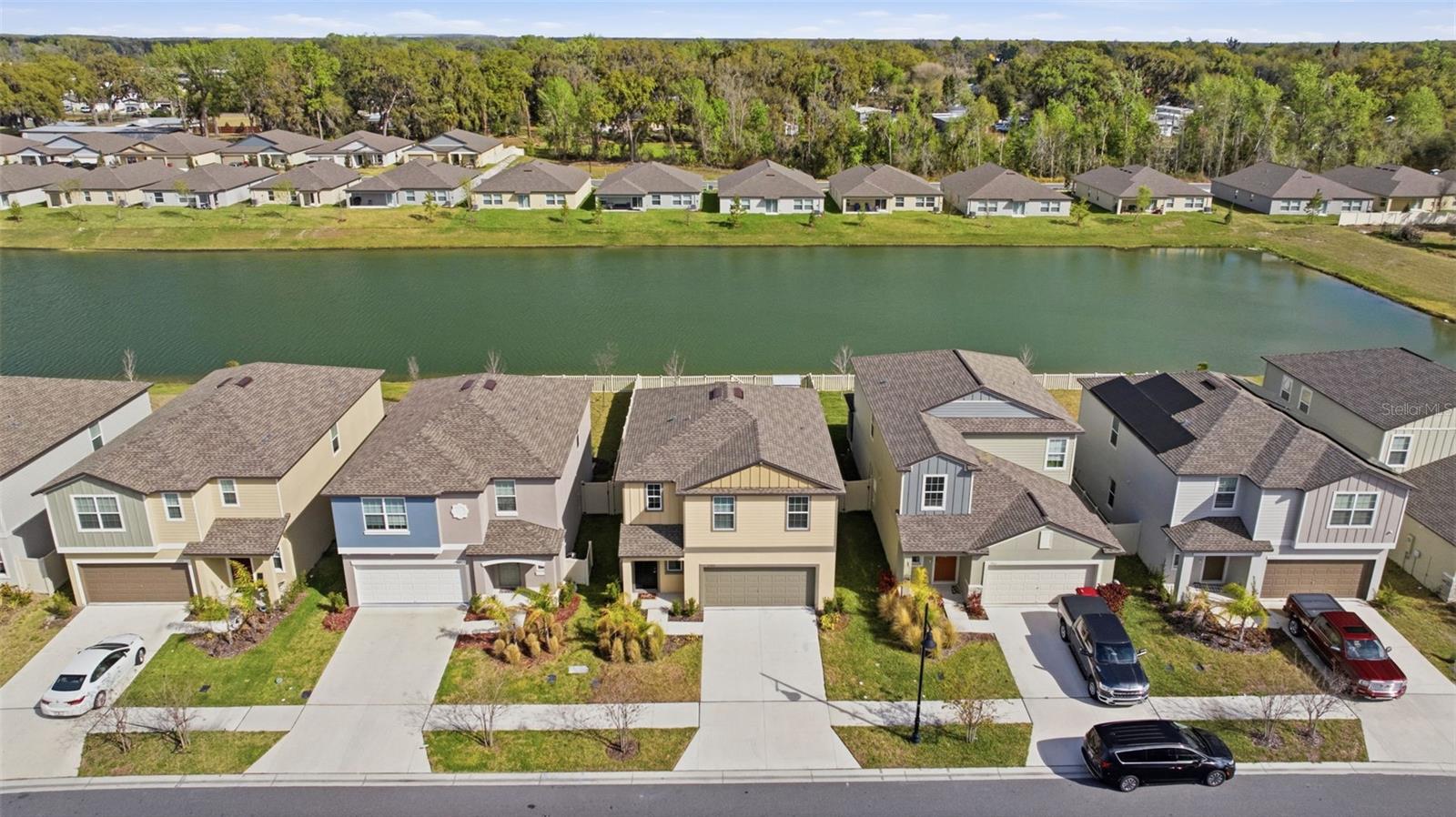 PARK EAST - Residential