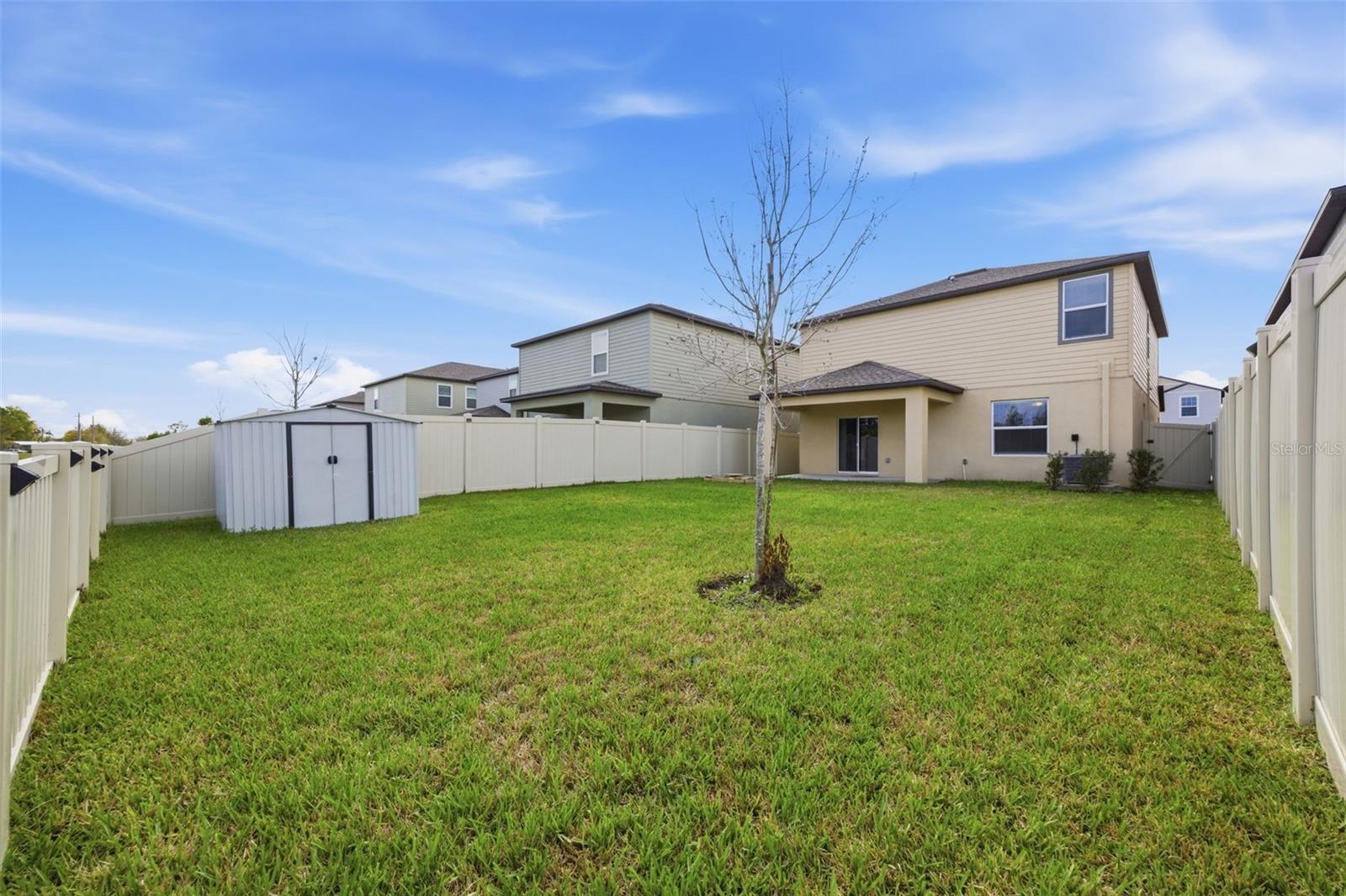 PARK EAST - Residential