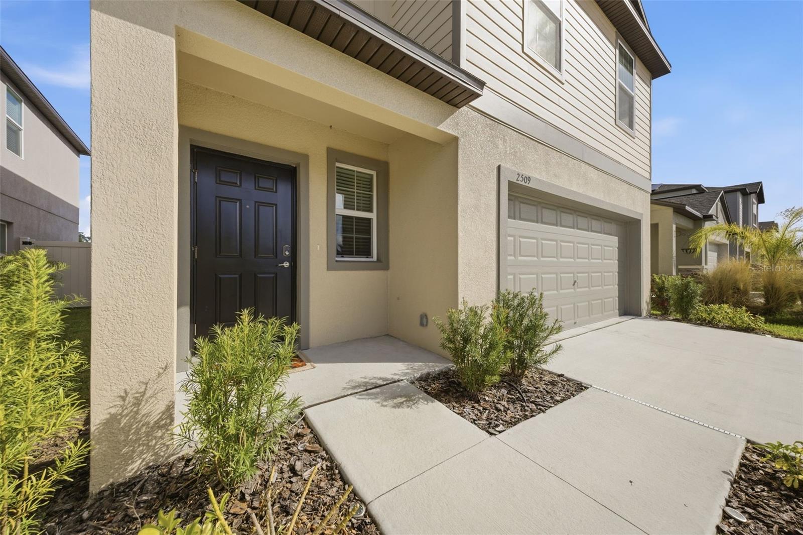 PARK EAST - Residential