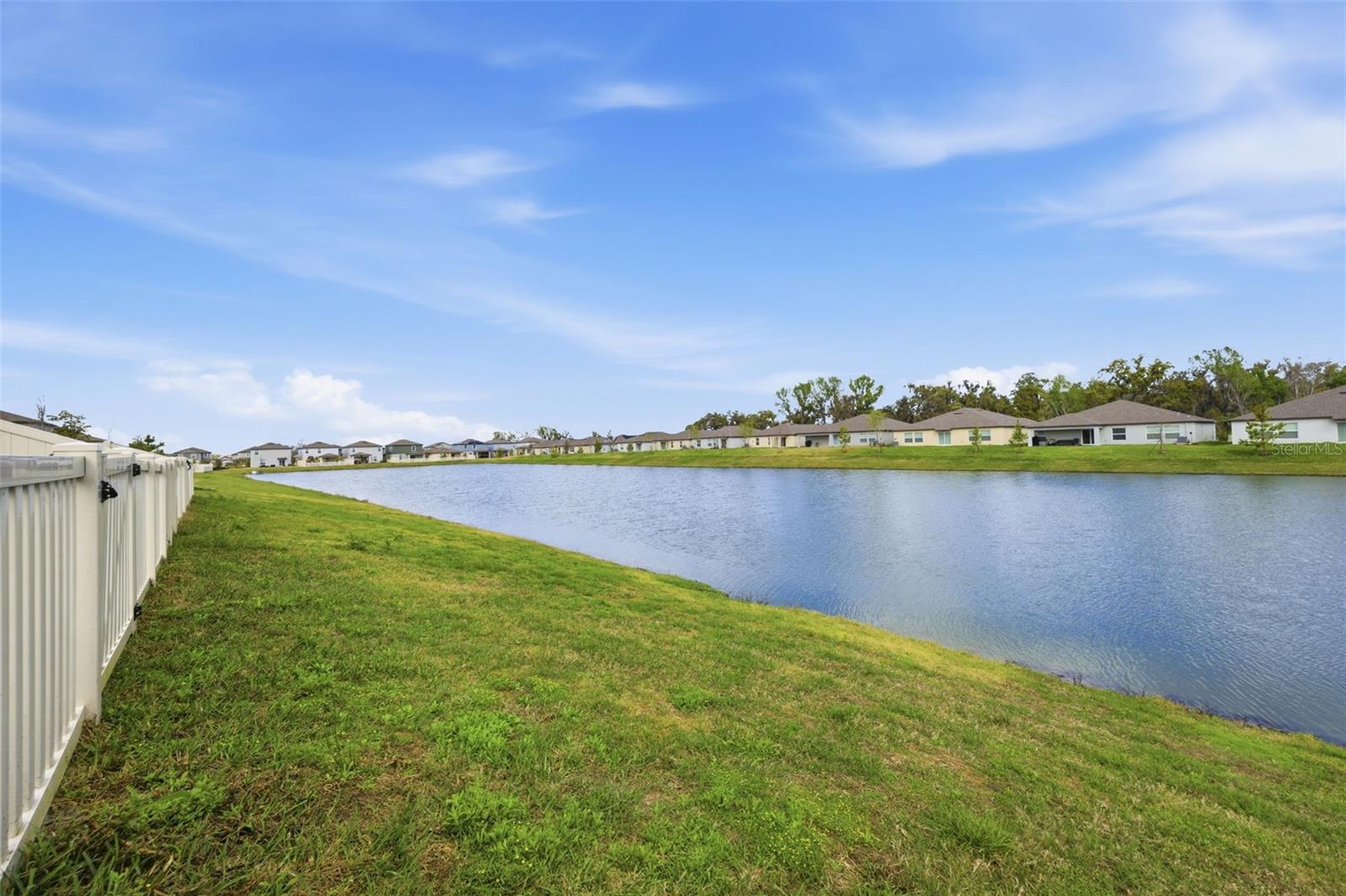 PARK EAST - Residential