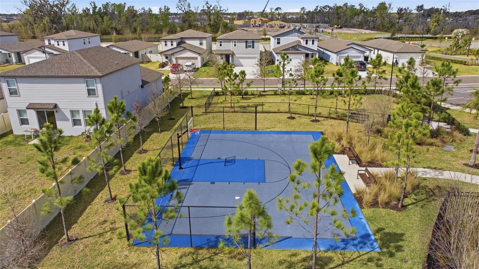 PARK EAST - Residential