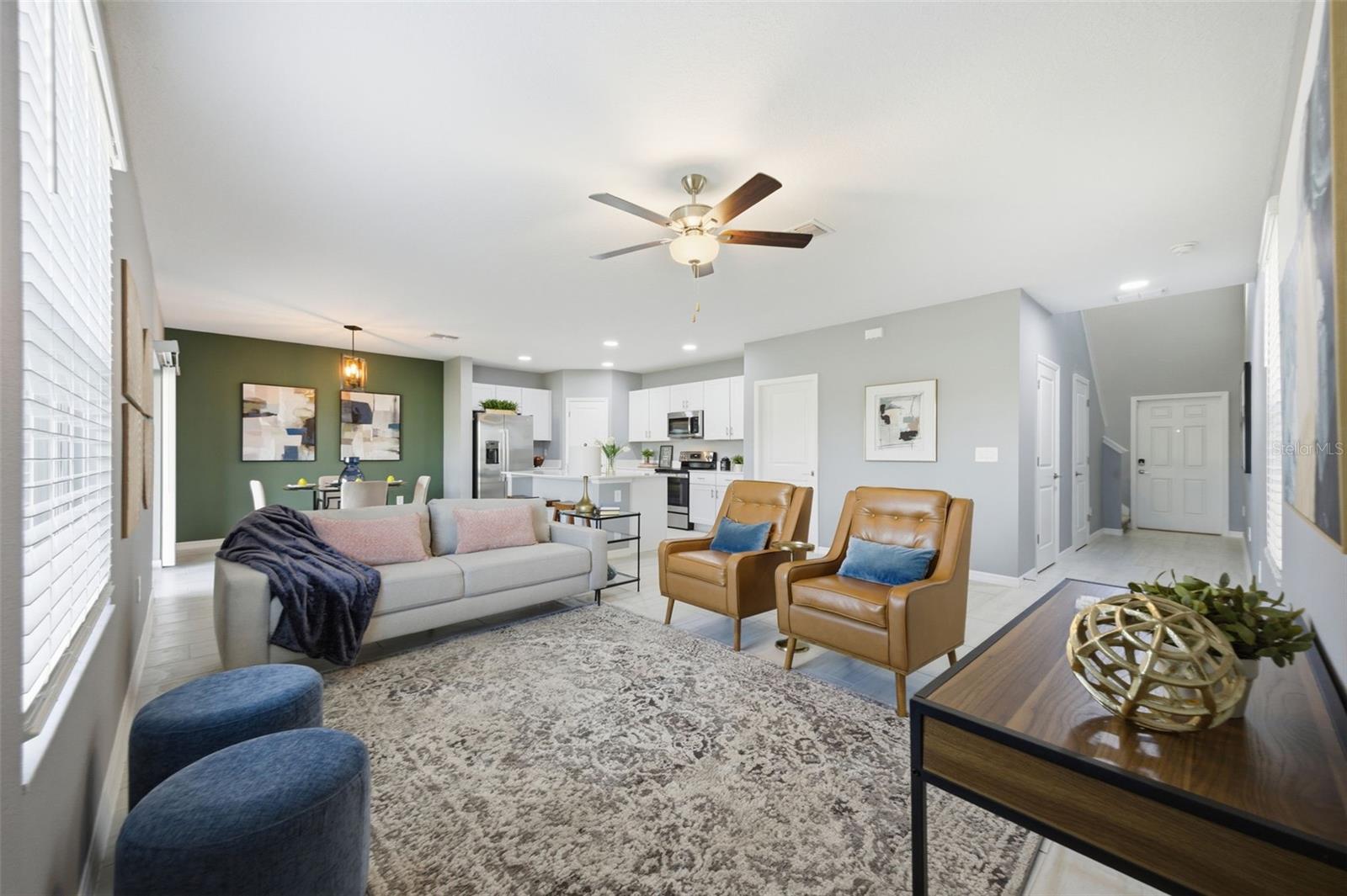 PARK EAST - Residential