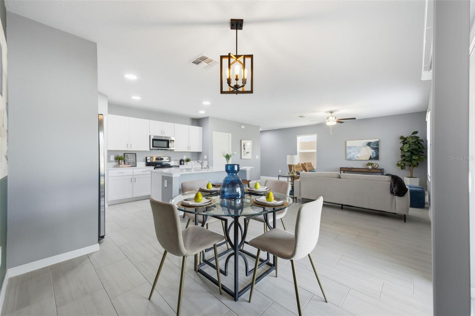 PARK EAST - Residential