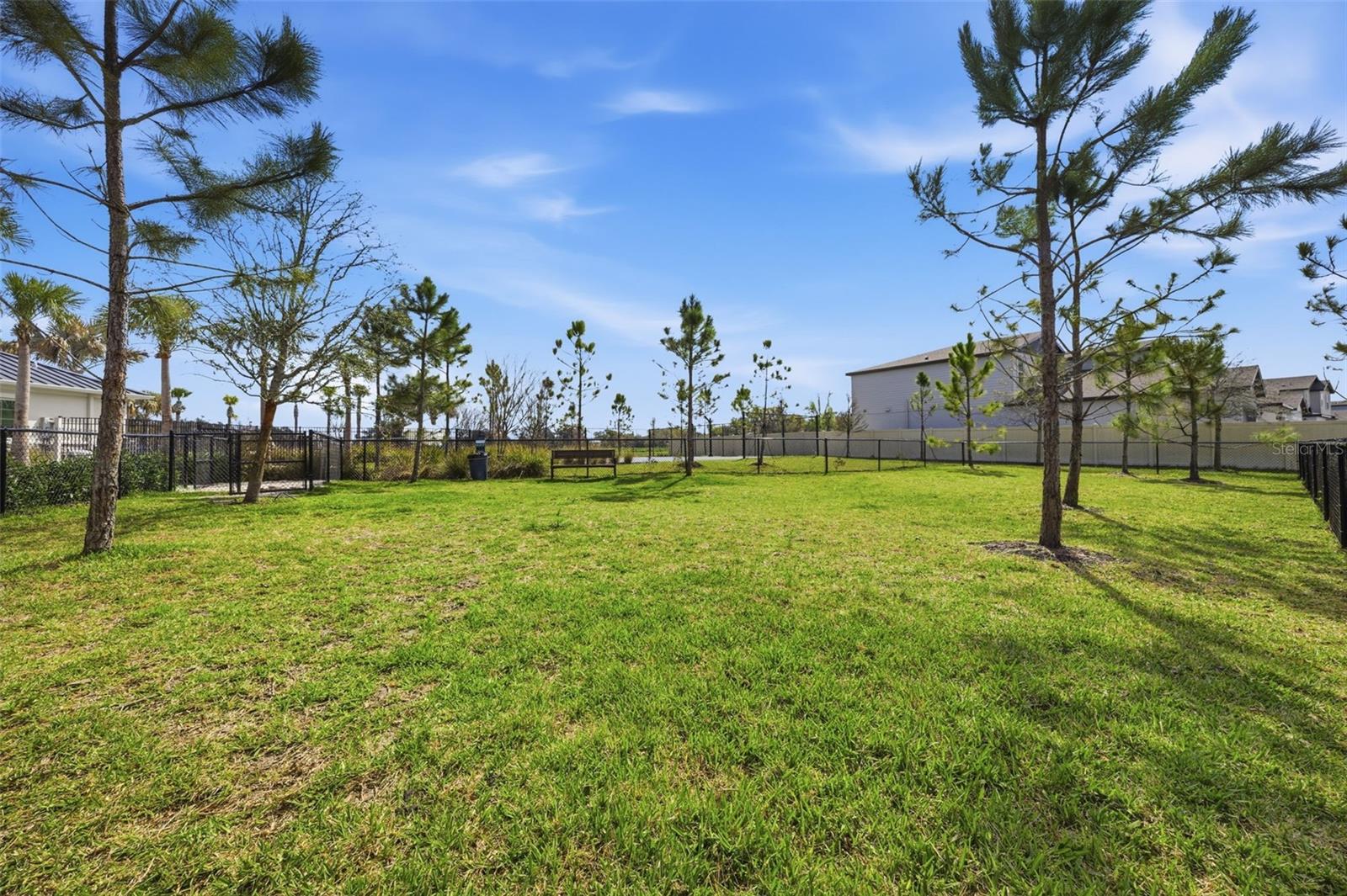 PARK EAST - Residential