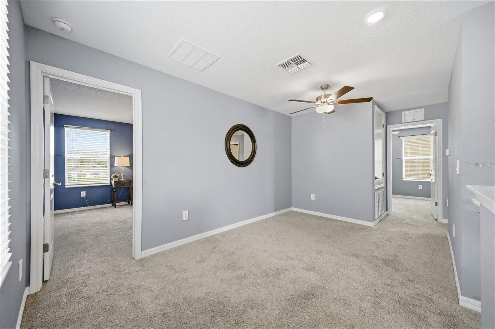 PARK EAST - Residential