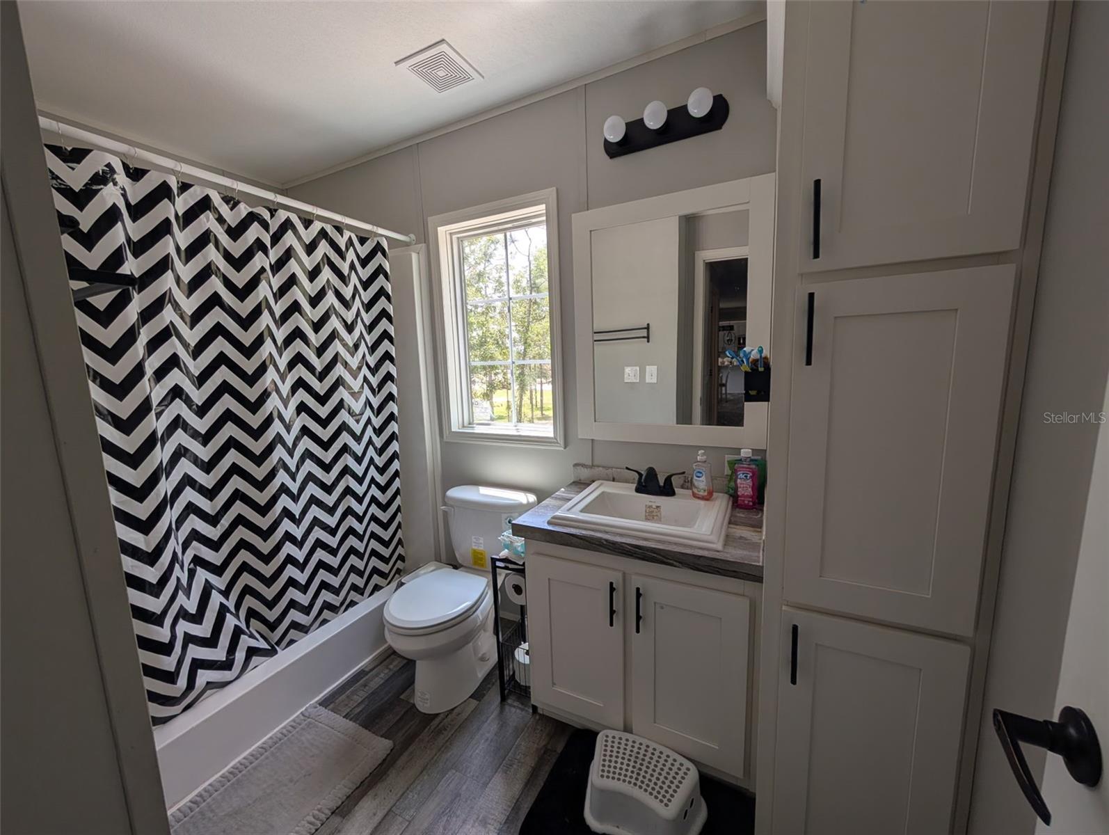 WILLISTON HIGHLANDS UNIT 7 - Residential