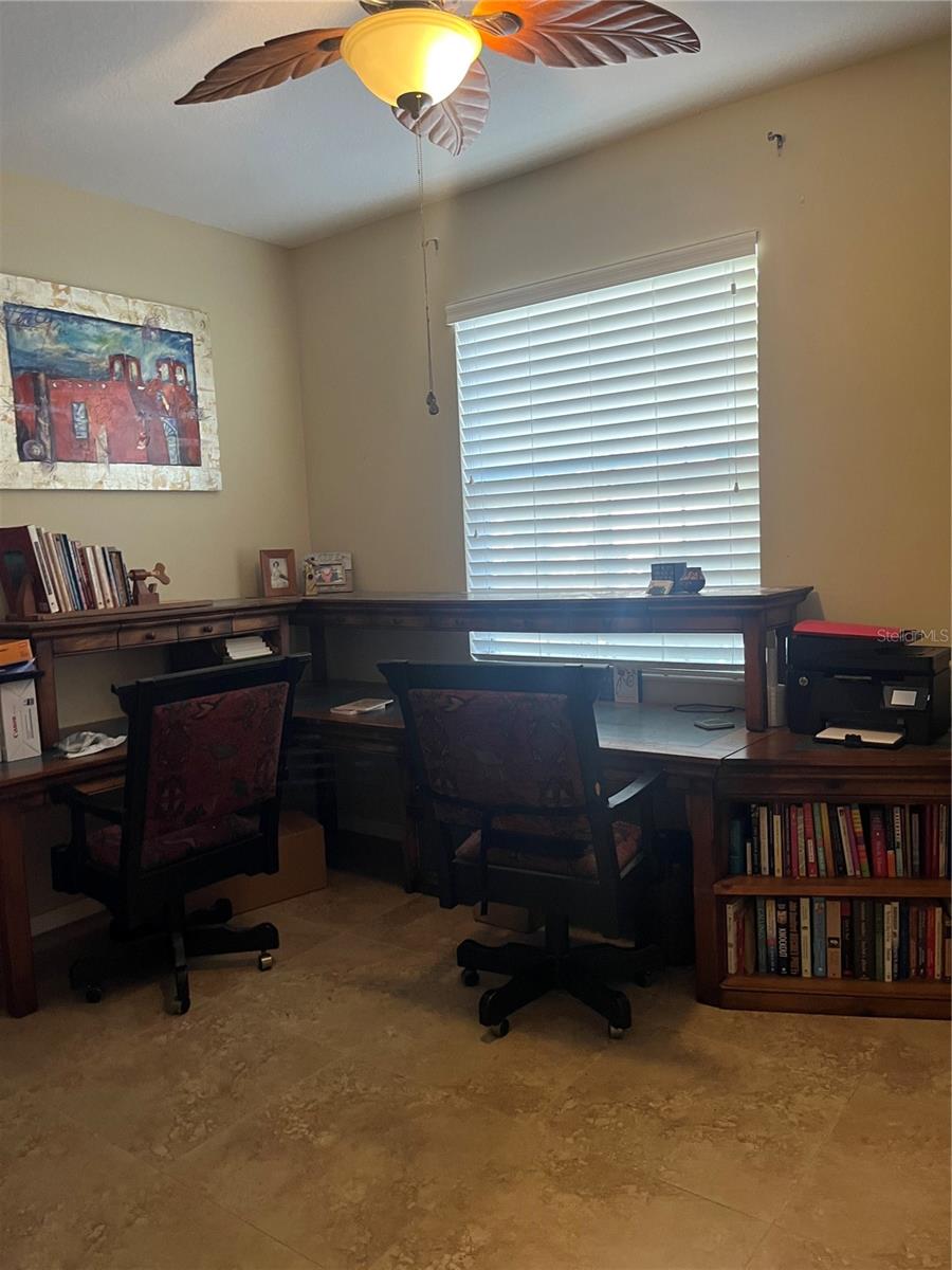 GROVES PH 02 CLUB VILLAS - Residential