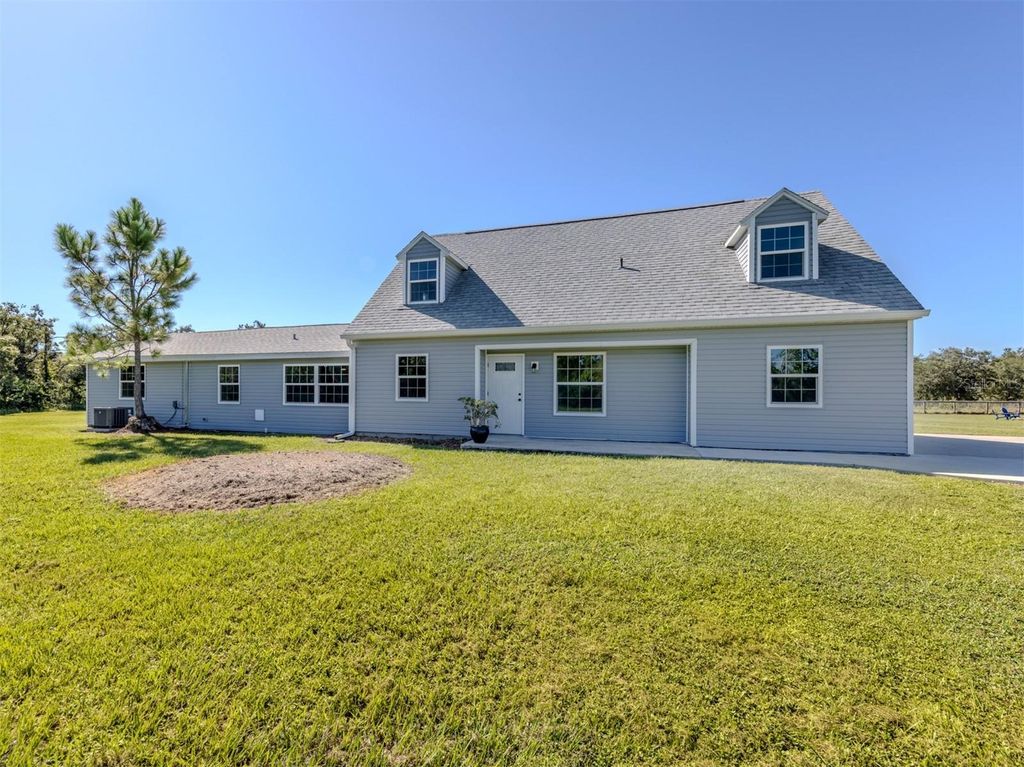 Photo of 16372 Winburn Drive, Sarasota, FL 34240 (MLS # N6140690)