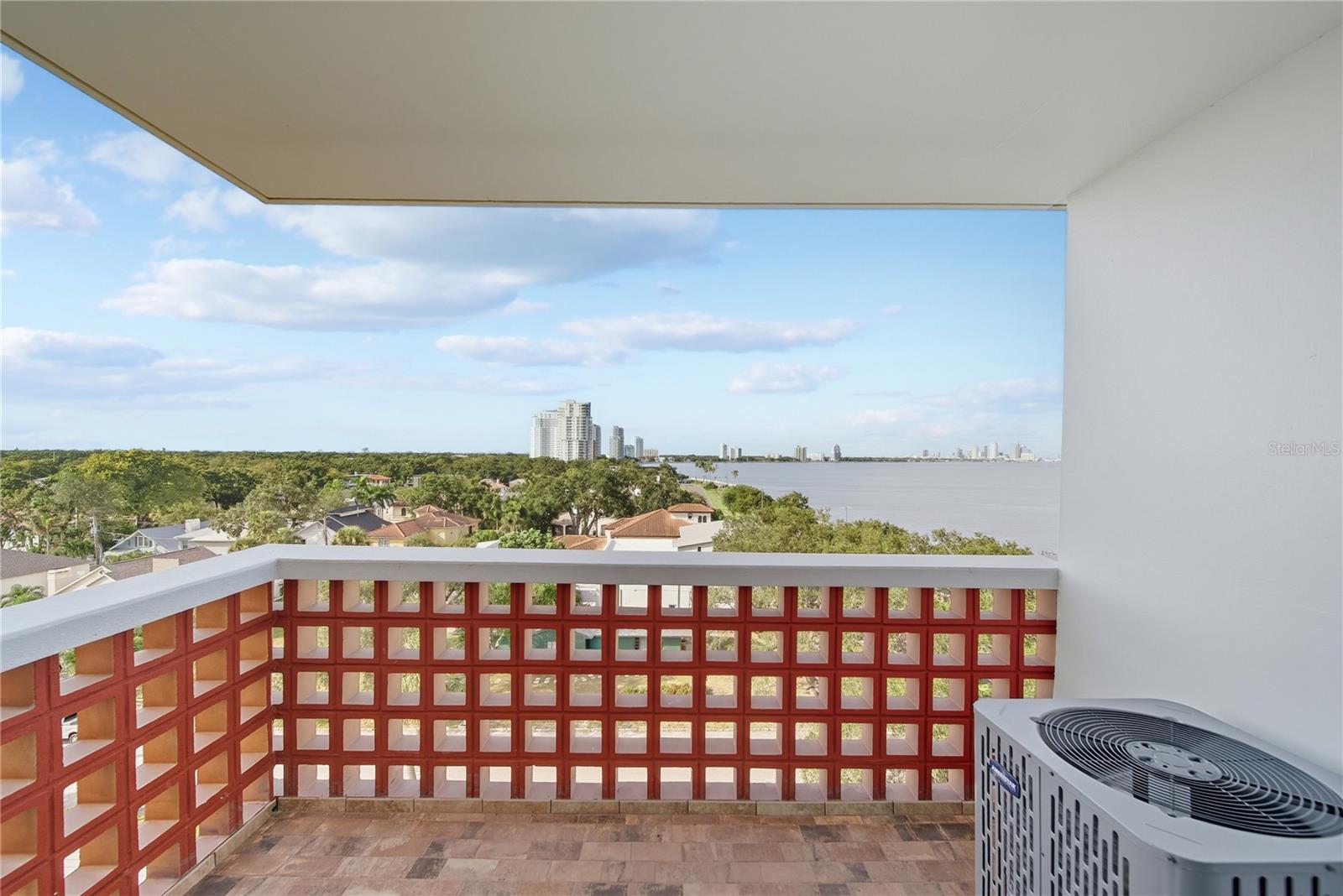 BAYSHORE TOWERS A CONDO - Residential