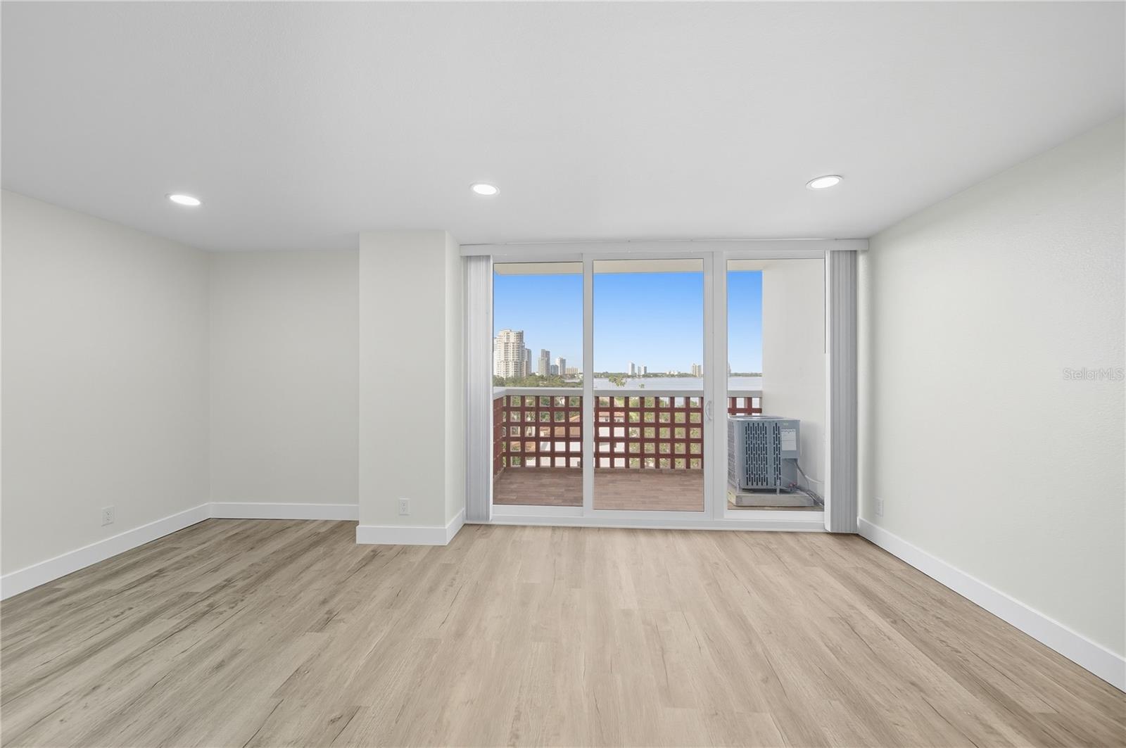 BAYSHORE TOWERS A CONDO - Residential
