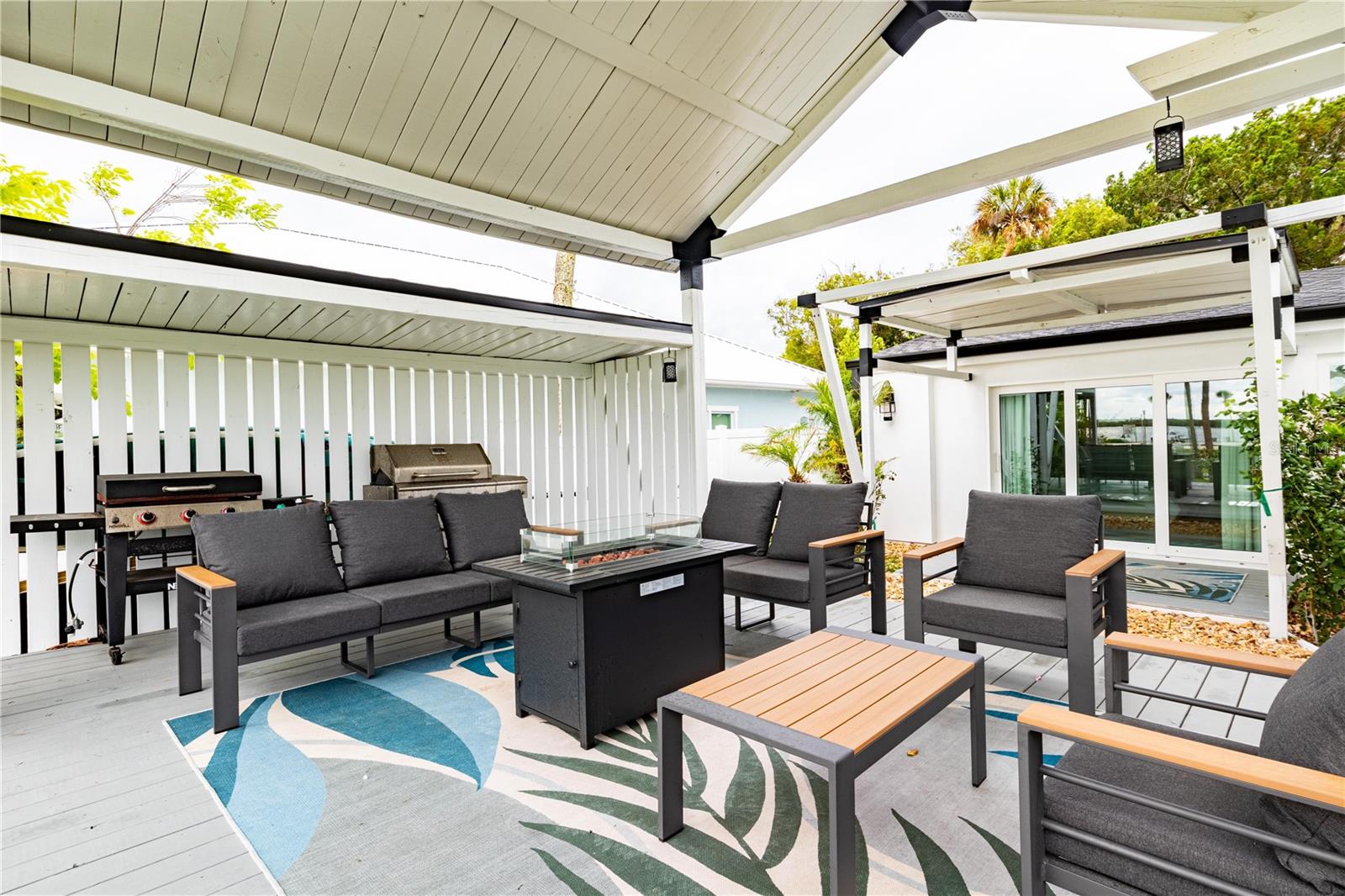 HAWKS PARK CO - Residential