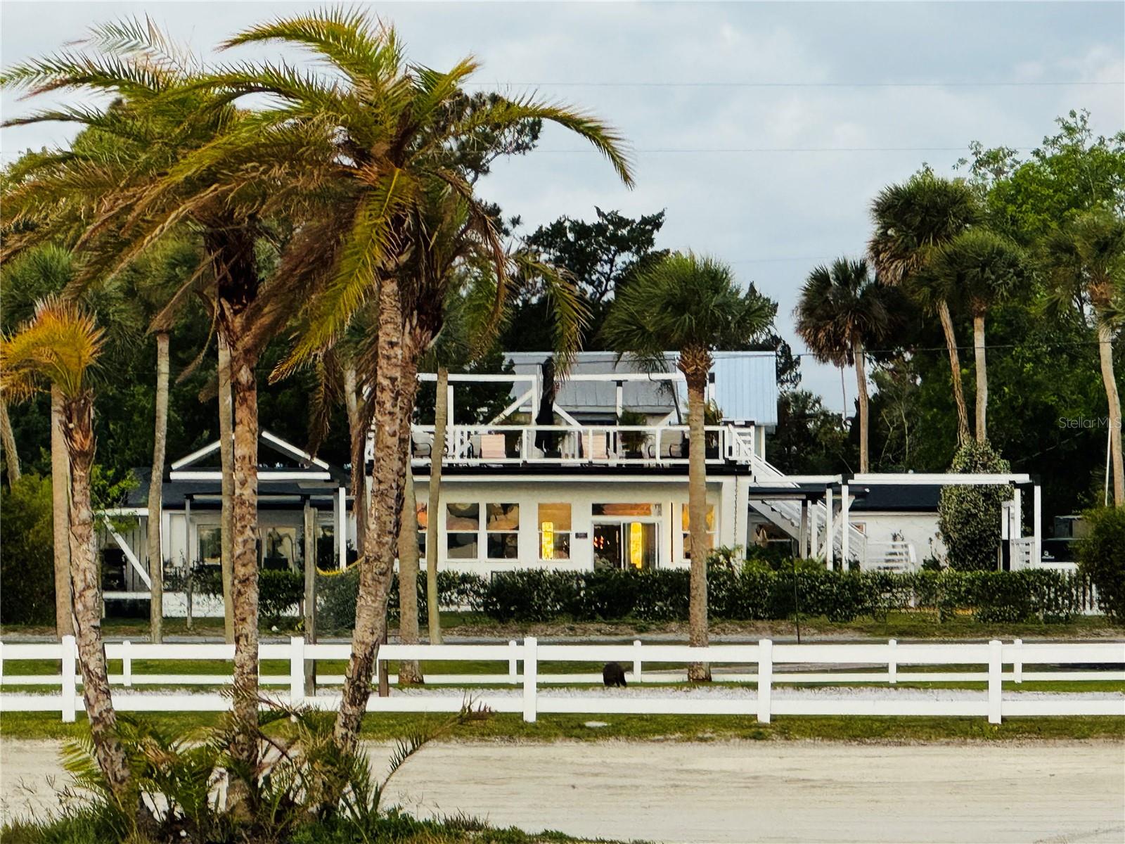 500 S RIVERSIDE DRIVE