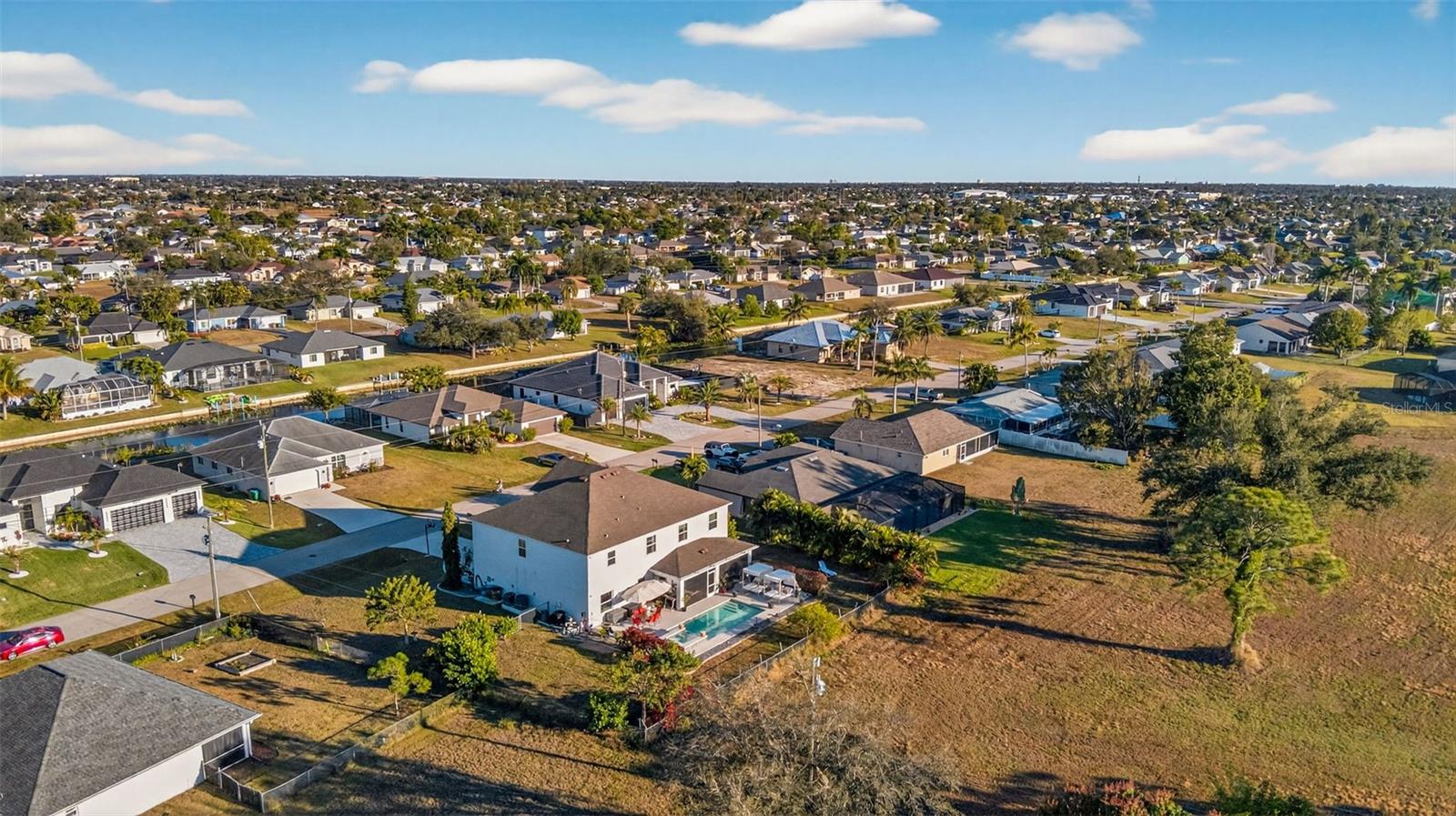 CAPE CORAL - Residential