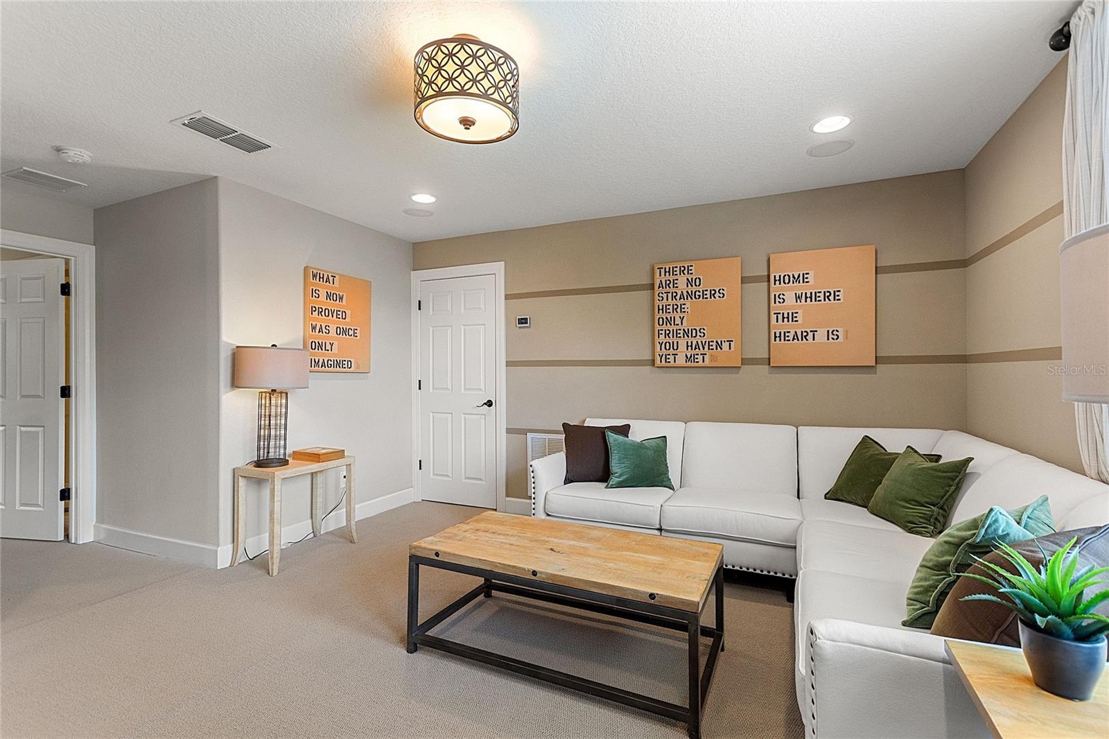 DEL WEBB ORLANDO RIDGEWOOD LAKES VILLAGE 11 - Residential