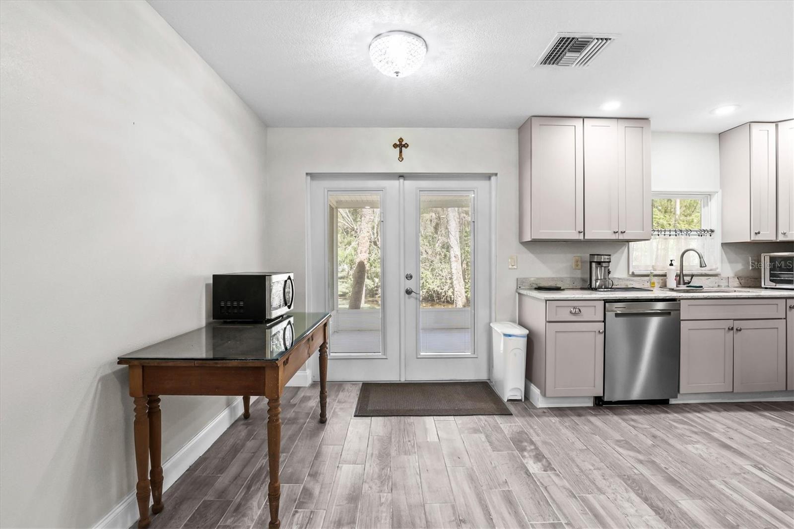 PALM GROVE COLONY - Residential