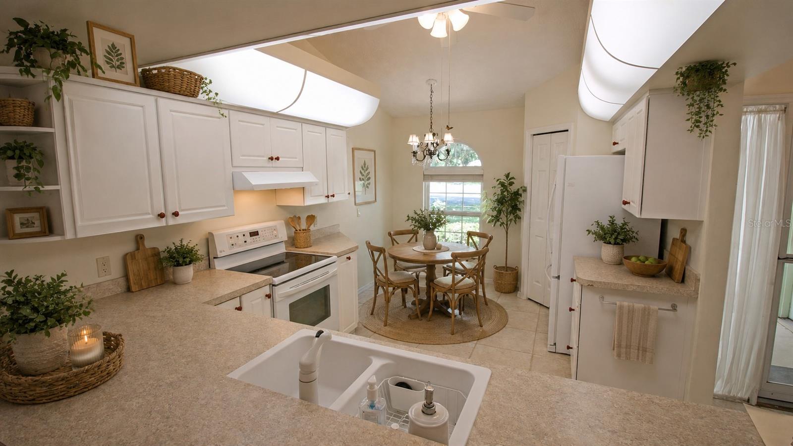 WINDERMERE PH 01 - Residential
