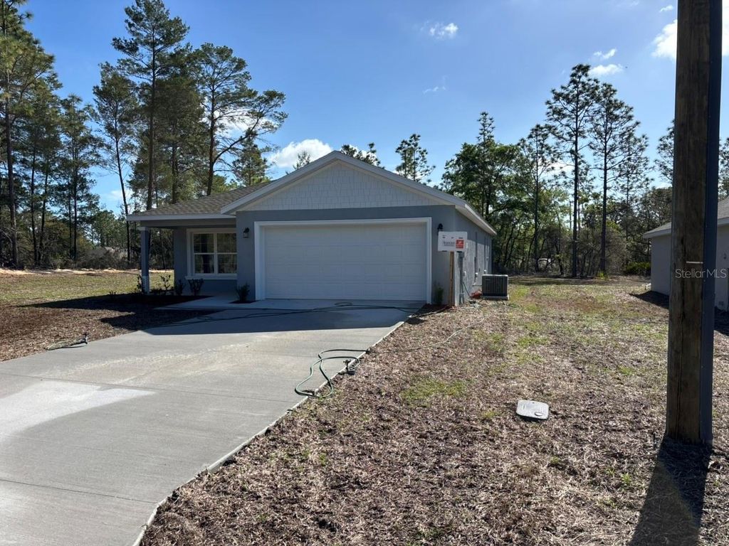 Photo of 11127 N Trigger Terrace, Dunnellon, FL 34433 (MLS # G5110488)