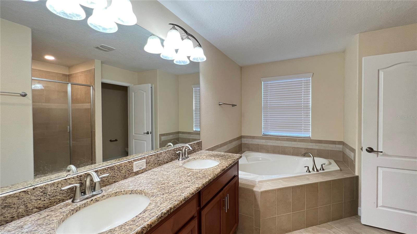 SUMMERLAKE PD PHASES 2C, 2D, 2E 83/145 LOT 9 BLK I - Residential