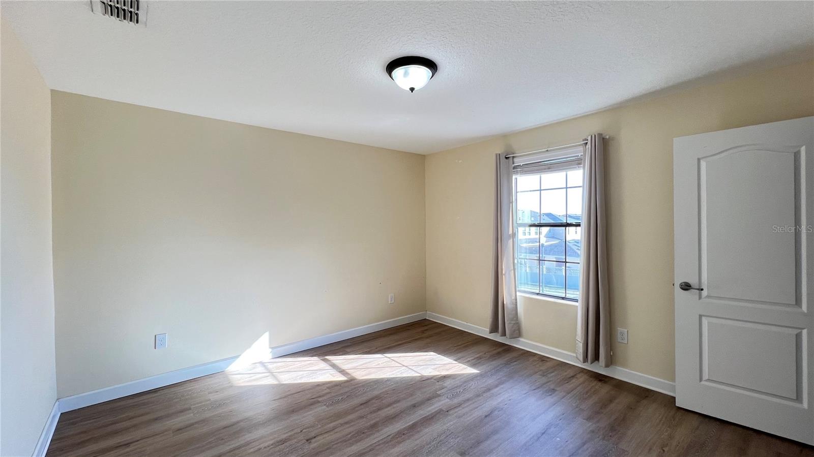 SUMMERLAKE PD PHASES 2C, 2D, 2E 83/145 LOT 9 BLK I - Residential