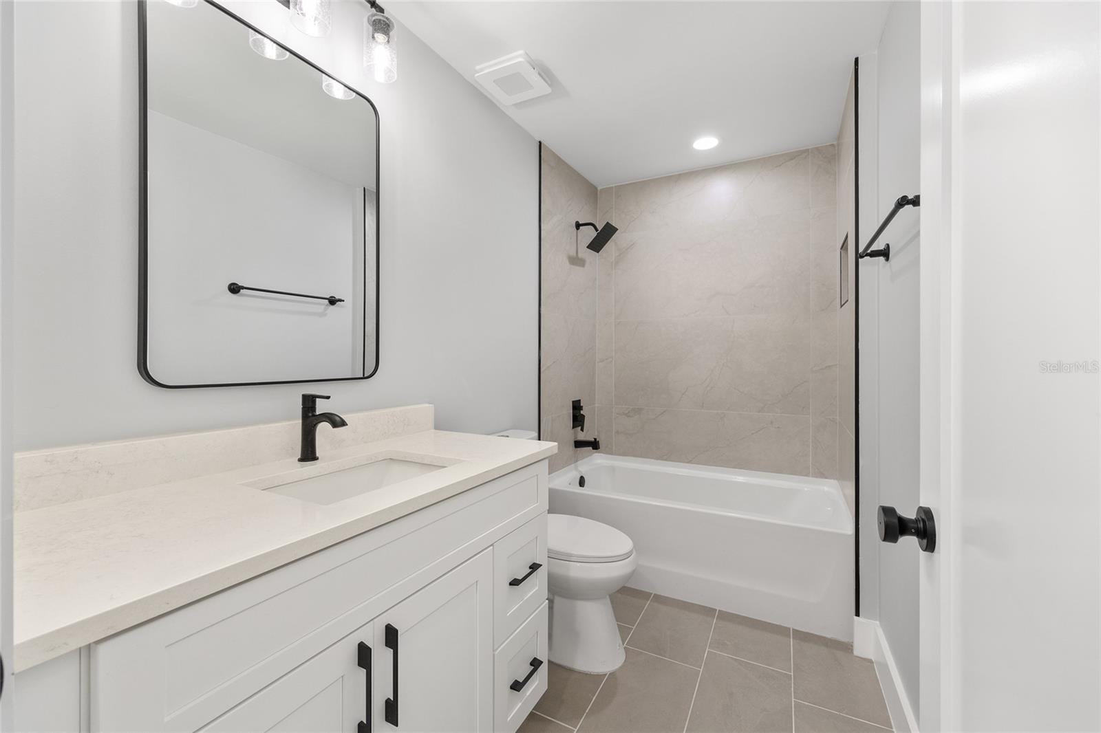 SILVER SPGS SHORES UN 35 - Residential