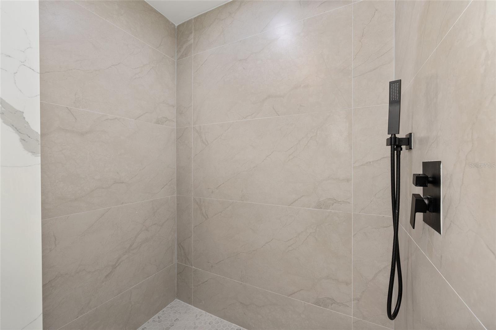 SILVER SPGS SHORES UN 35 - Residential