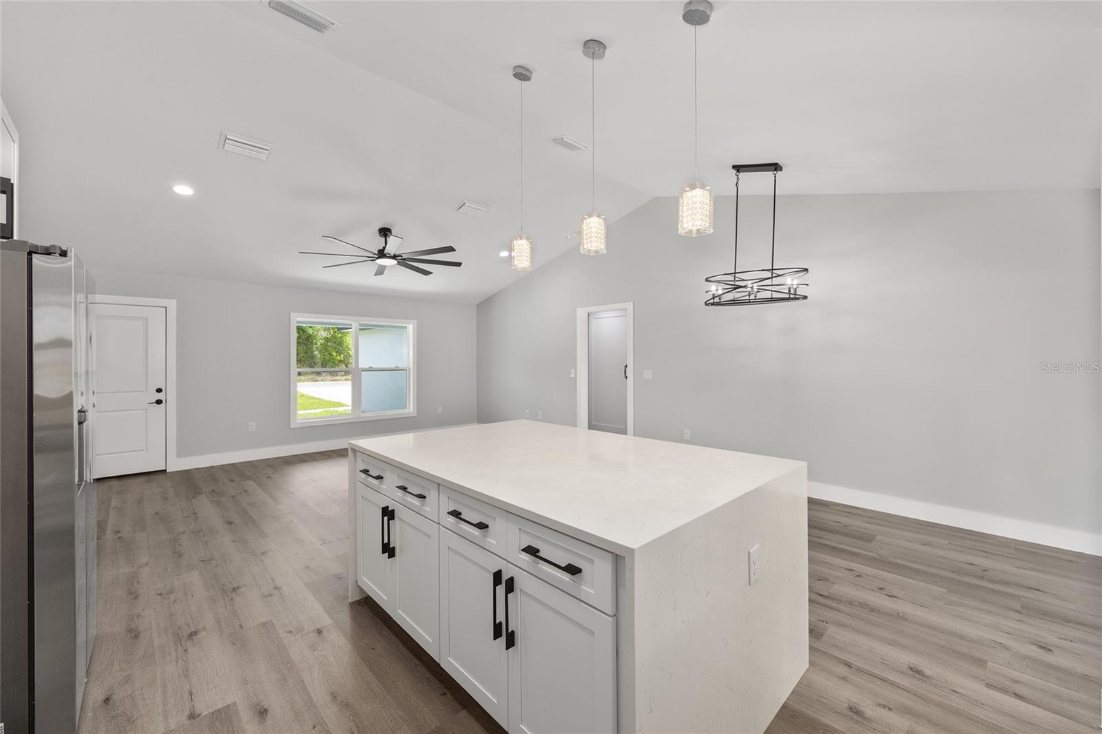 SILVER SPGS SHORES UN 35 - Residential