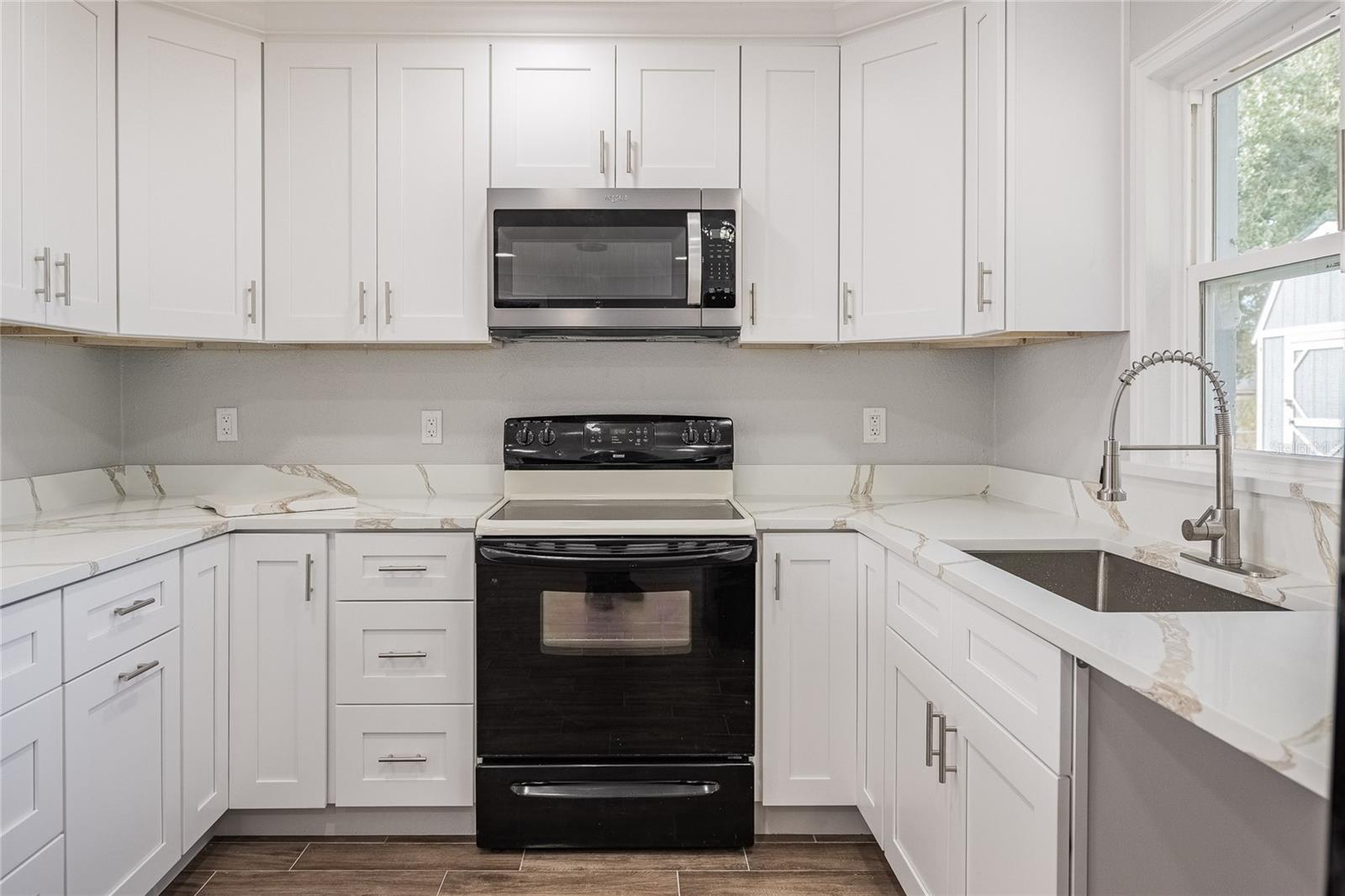 GORDON HEIGHTS PH 04 - Residential